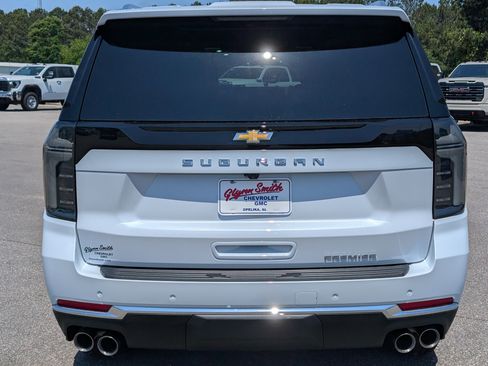 New 2026 Chevrolet Suburban Premier RWD image 9