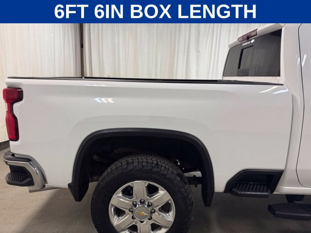 Used 2021 Chevrolet Silverado 3500 LTZ w/ LTZ Premium Package AWD/4WD image 4