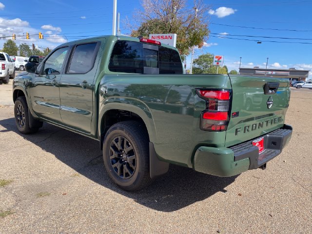 New 2027 Nissan Frontier SV AWD/4WD image 3
