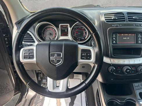 Used 2019 Dodge Journey SE w/ Connectivity Group FWD image 27