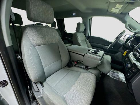 Used 2023 Ford F150 XLT image 25