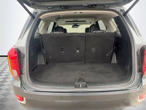 Used 2022 Hyundai Palisade SEL image 27