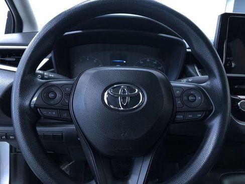 Certified 2025 Toyota Corolla LE image 24