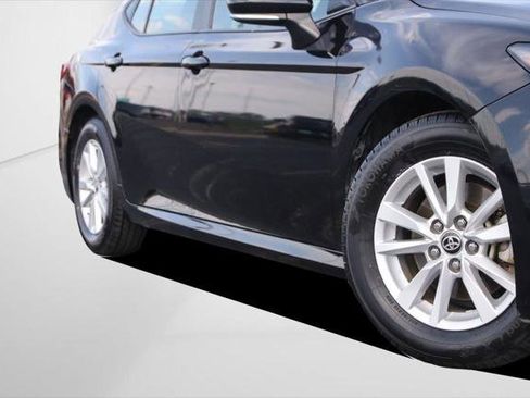 Certified 2025 Toyota Camry LE image 3