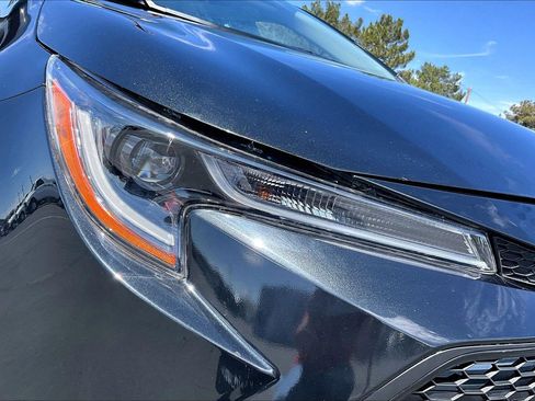 Used 2022 Toyota Corolla LE image 20