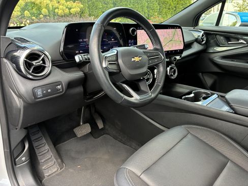 Used 2024 Chevrolet Blazer EV LT AWD/4WD image 22