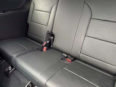 New 2026 Buick Enclave Sport Touring w/ Power Package image 17