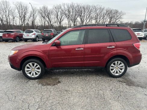 Used 2011 Subaru Forester 2.5X Premium image 6