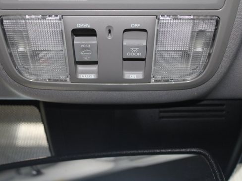 Used 2020 Honda CR-V EX-L image 37