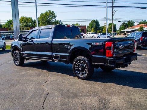 Used 2025 Ford F250 Platinum AWD/4WD image 5