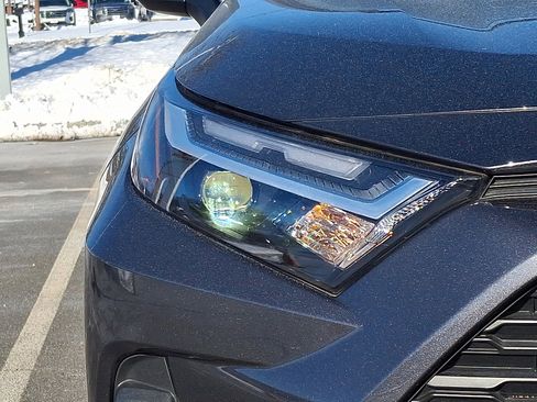 Certified 2023 Toyota RAV4 XLE Premium image 9