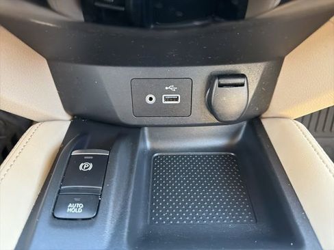 Used 2019 Nissan Rogue SL w/ Premium Package image 28