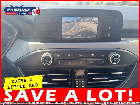 Used 2020 Ford Escape S image 21