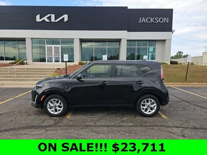 New 2025 Kia Soul S