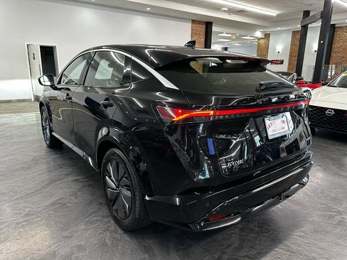 Used 2023 Nissan Ariya FWD image 7