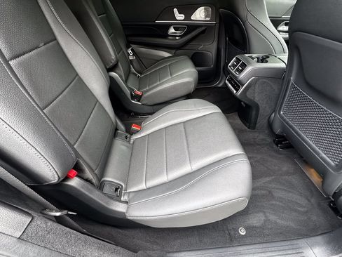 Certified 2025 Mercedes-Benz GLS 450 4MATIC w/ AMG Line Exterior image 18