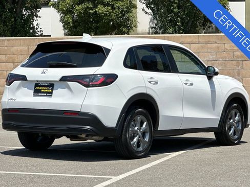 Certified 2026 Honda HR-V LX image 4