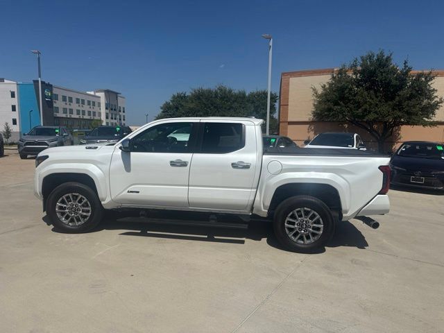 Used 2024 Toyota Tacoma Limited AWD/4WD image 5