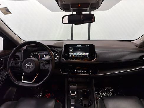 Used 2021 Nissan Rogue SL w/ Premium Package image 25