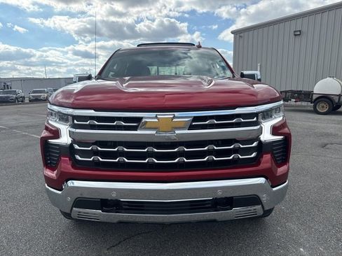 Used 2025 Chevrolet Silverado 1500 LTZ w/ LTZ Premium Package image 8