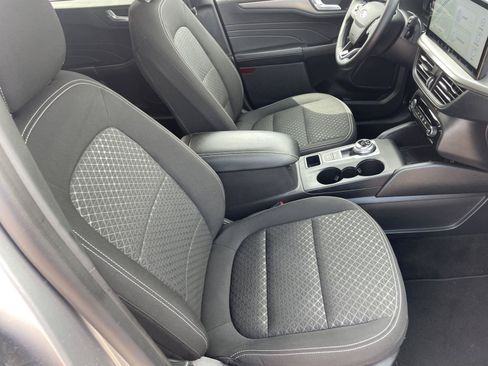 Used 2024 Ford Escape Active w/ Tech Pack #2 FWD image 31