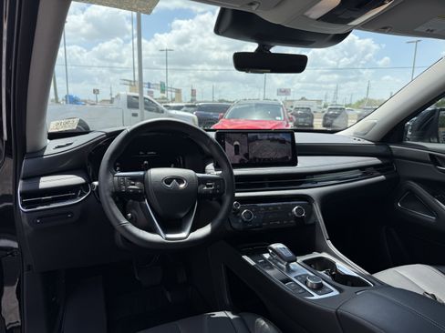 Certified 2026 INFINITI QX60 Luxe w/ Cargo Package image 16