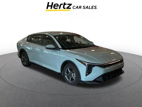 Used 2025 Kia K4 FWD image 1