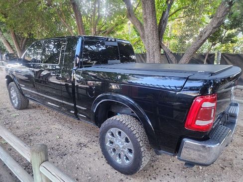 Used 2022 RAM 2500 Limited w/ Safety Group AWD/4WD image 5