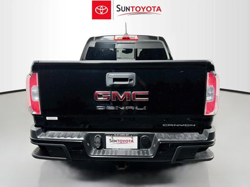 Used 2021 GMC Canyon Denali RWD image 5