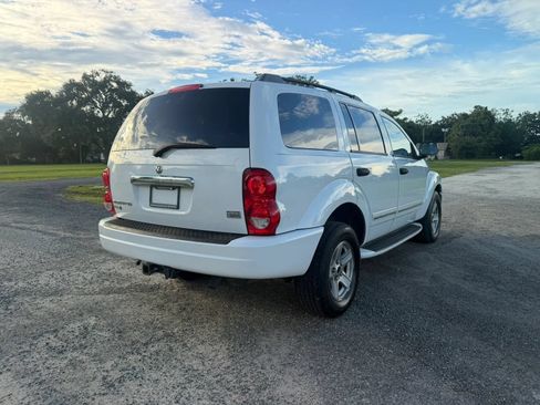 Used 2005 Dodge Durango Limited w/ Trailer Tow Group RWD image 5