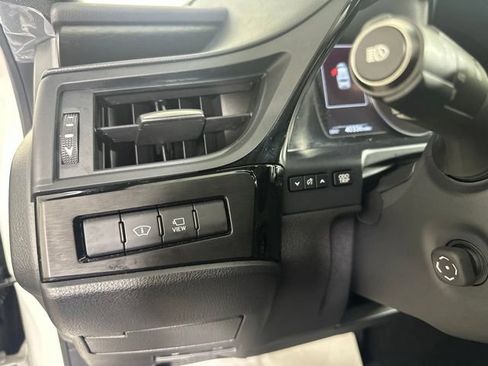 Used 2023 Lexus ES 350 Ultra Luxury w/ Accessory Package (Z2) FWD image 13
