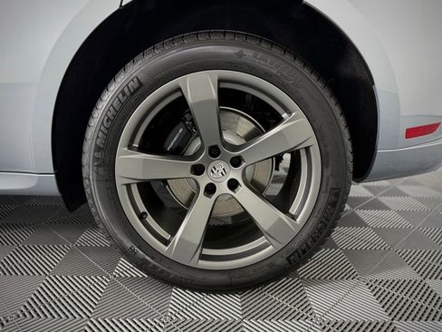 New 2026 Porsche Macan AWD/4WD image 15