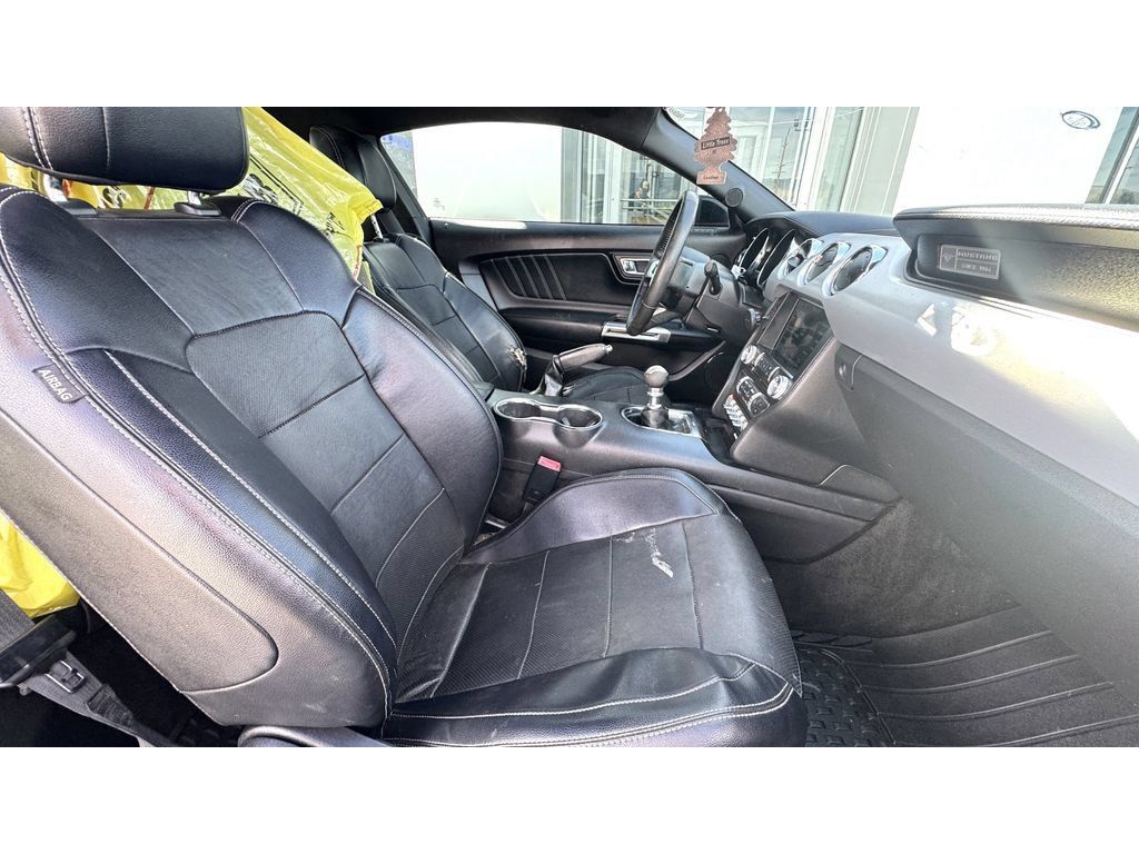 Used 2016 Ford Mustang Premium RWD image 10