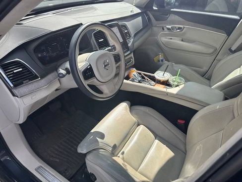 Used 2023 Volvo XC90 B6 Ultimate w/ Lounge Package AWD/4WD image 8