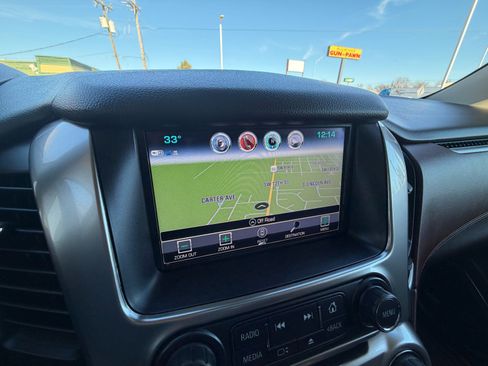 Used 2020 Chevrolet Suburban Premier image 18