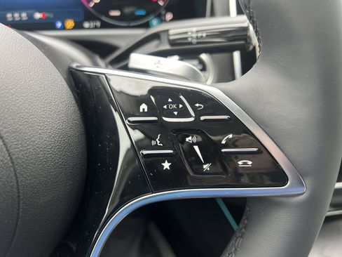 New 2026 Mercedes-Benz E 450 4MATIC All-Terrain Wagon image 17