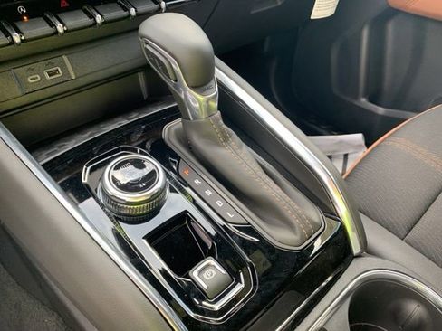 New 2025 GMC Canyon AT4 w/ Nightfall Edition image 20