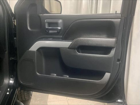 Used 2017 Chevrolet Silverado 1500 LT w/ Rally 2 Edition image 12