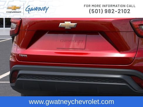 New 2026 Chevrolet Trax LS image 14
