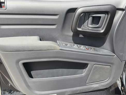 Used 2014 Honda Ridgeline Sport image 15