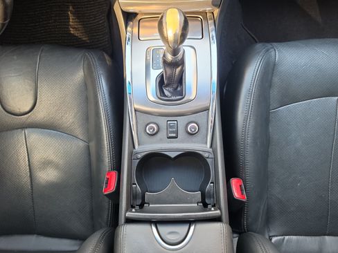 Used 2013 INFINITI G37 x Sedan w/ Premium Pkg AWD/4WD image 21