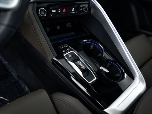 New 2025 Audi Q5 Premium Plus image 15