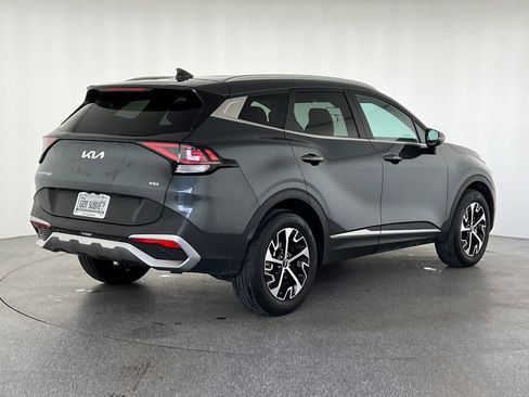 Used 2023 Kia Sportage EX image 6