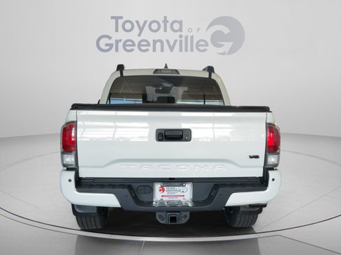 Certified 2021 Toyota Tacoma TRD Sport w/ Technology Package AWD/4WD image 5