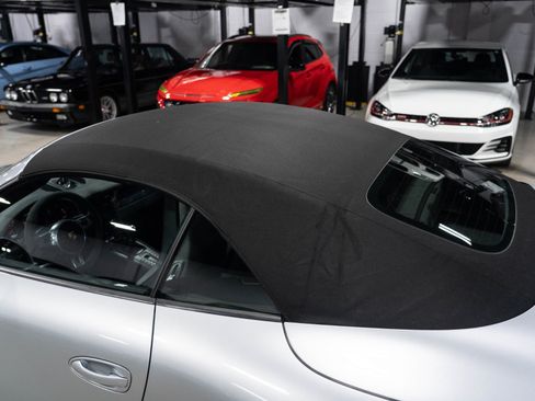 Used 2015 Porsche 911 Carrera GTS RWD image 9