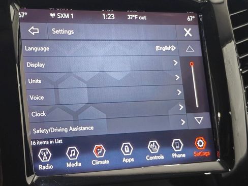 Used 2019 Jeep Cherokee Limited image 37