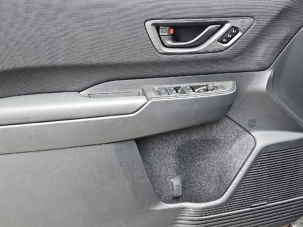 Certified 2026 Subaru Outback Limited AWD/4WD image 8