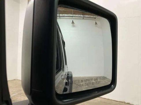 Used 2024 Jeep Wrangler Unlimited image 94