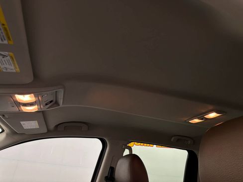 Used 2019 Nissan Titan Platinum Reserve w/ Platinum Utility Package image 15