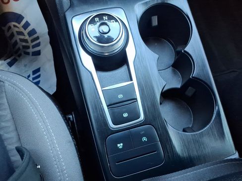 Certified 2022 Ford Escape SE w/ SE Sport Appearance Package image 25